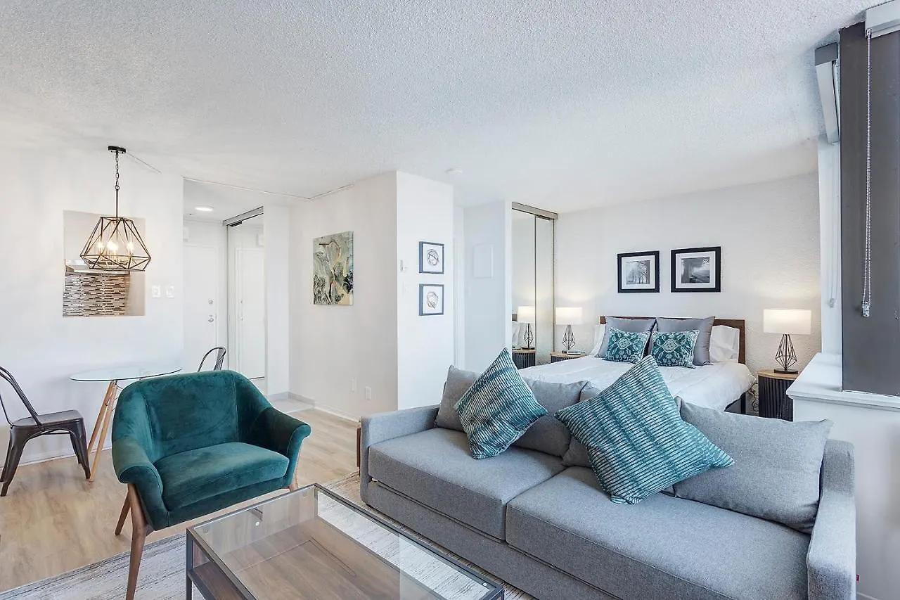 Lacite Furnished Apartments Montreal