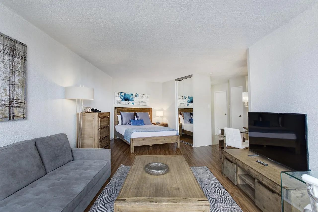 Lacite Furnished Apartments Montreal